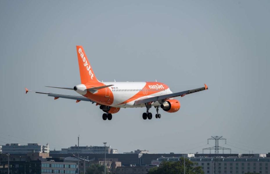 Airlines push for uniform travel restrictions across EU