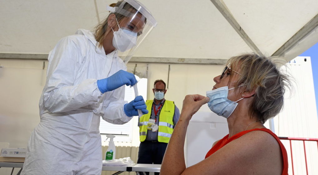 Coronavirus: Belgian labs lagging behind surge in new cases