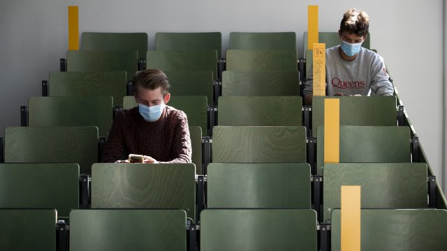 KU Leuven, VUB & Thomas More reduce student numbers to fight infections