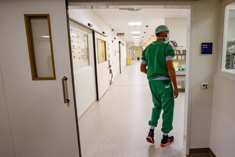 Belgium's daily Covid-19 hospital admissions drop for first time in four weeks