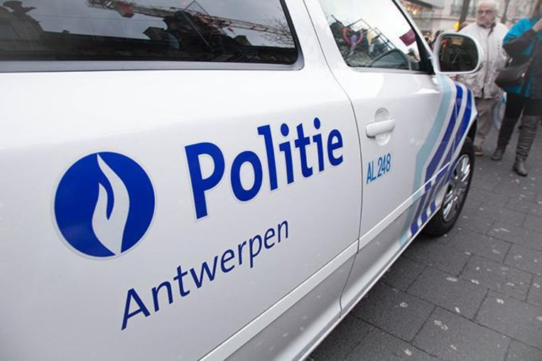 Woman dies in Antwerp stabbing