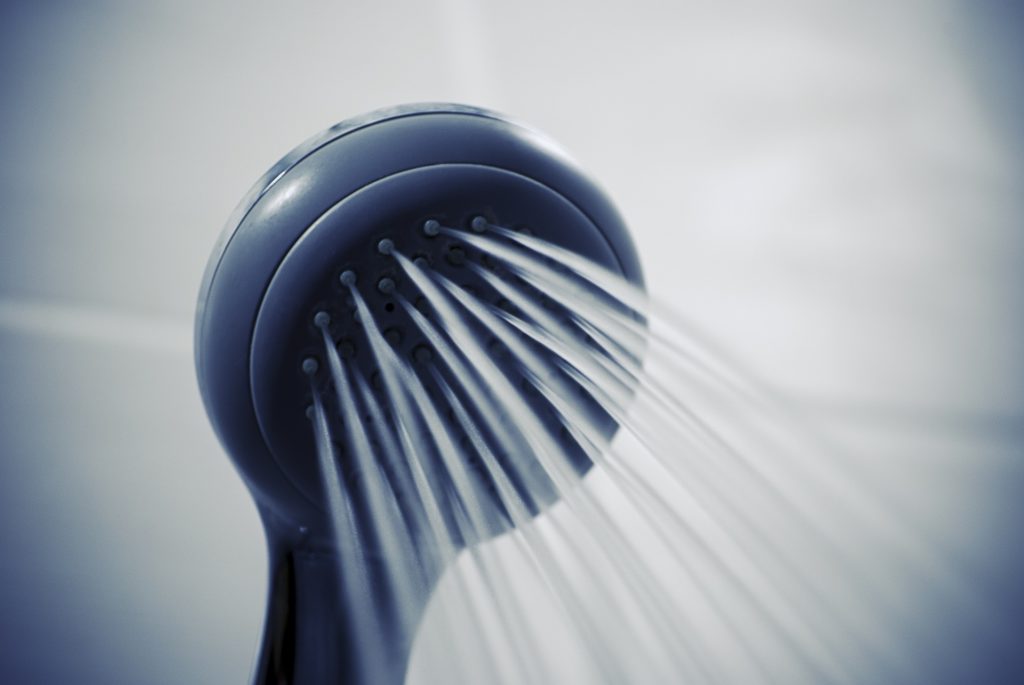 Belgians advised to shorten shower times to reduce energy bills