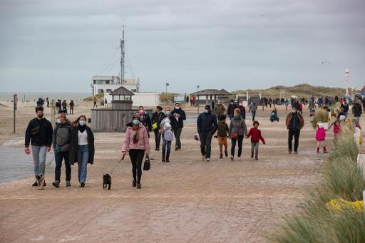 Crisis & bad weather sees fewer coastal tourists this Christmas