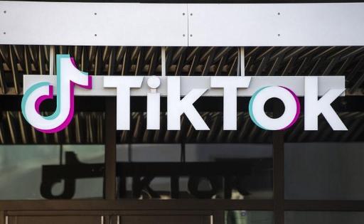 10-year-old girl dies after TikTok blackout challenge