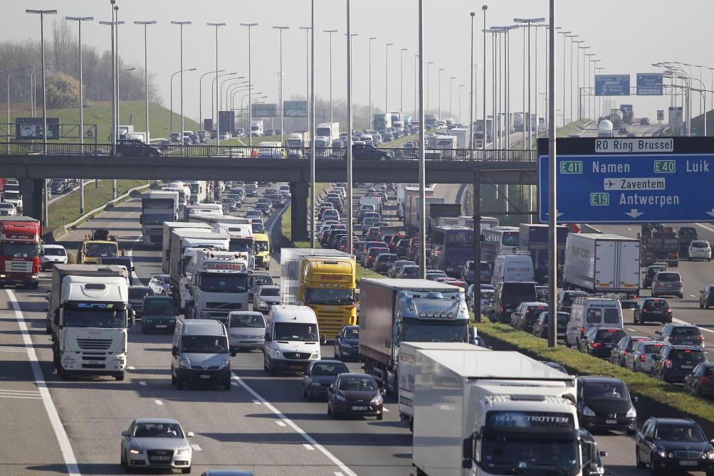 Brussels mobility minister suggests kilometre tax on ring road