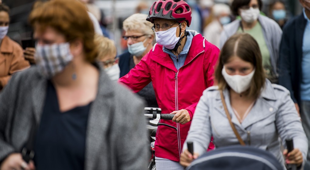 Belgian government says to stop wearing the free cloth masks they distributed 'as a precaution'