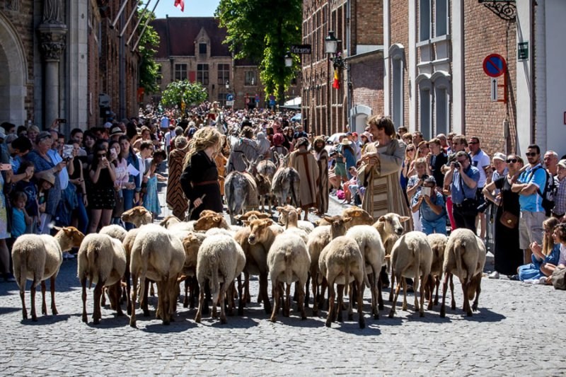 World famous Holy Blood Procession in Bruges cancelled for a second year