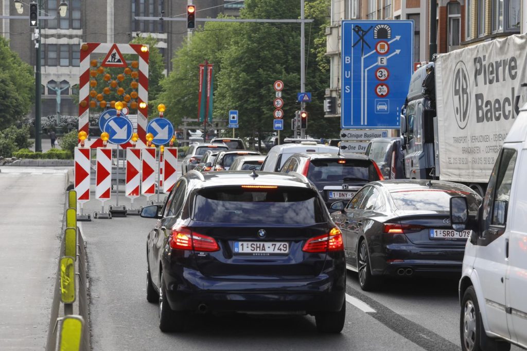 Brussels city toll not expected before 2024, says Paul Magnette