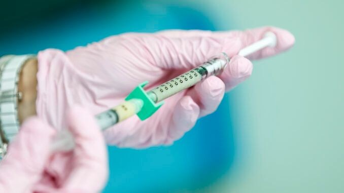 82-year-old who died after vaccination: no cause for alarm say experts