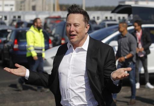 Elon Musk quits Twitter 'for a while'