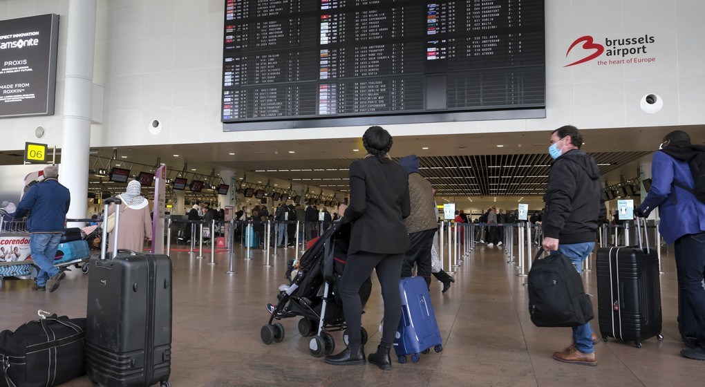 Belgium's travel ban could be lifted before 1 April, says Di Rupo