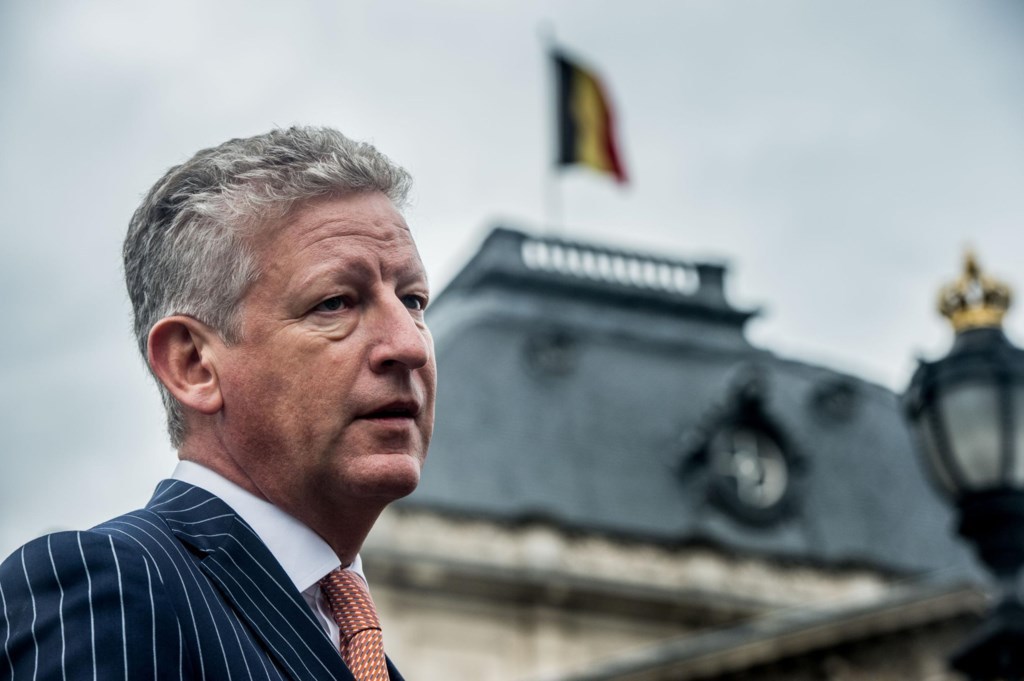 'Takes too long': Belgian mayor threatens to buy vaccines himself
