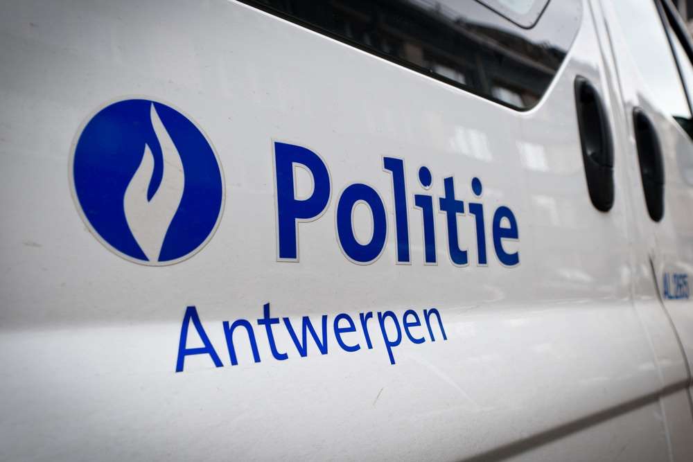 Antwerp police drew up dozens of coronavirus fines on Saturday