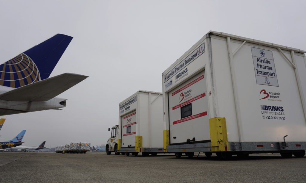Covid-19 vaccines transported worldwide from Belgium by over 100 flights