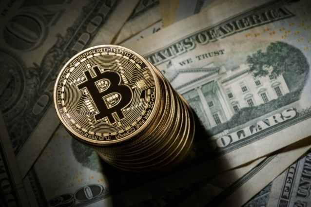 Bitcoin price rises above $50,000 again