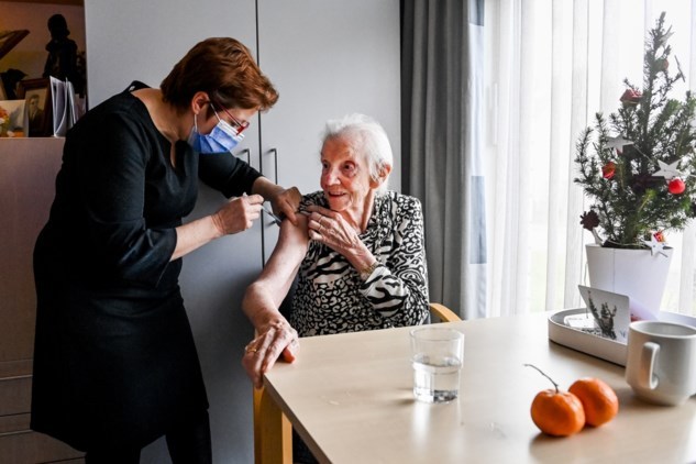 Belgium's vaccination effect: 'sudden' drop in deaths among over-85s 