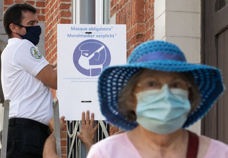 ‘Belgium should reach coronavirus peak by this week,’ says Geert Molenberghs