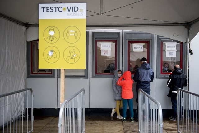 New complaint over lack of Dutch-speaking help at Brussels test centre