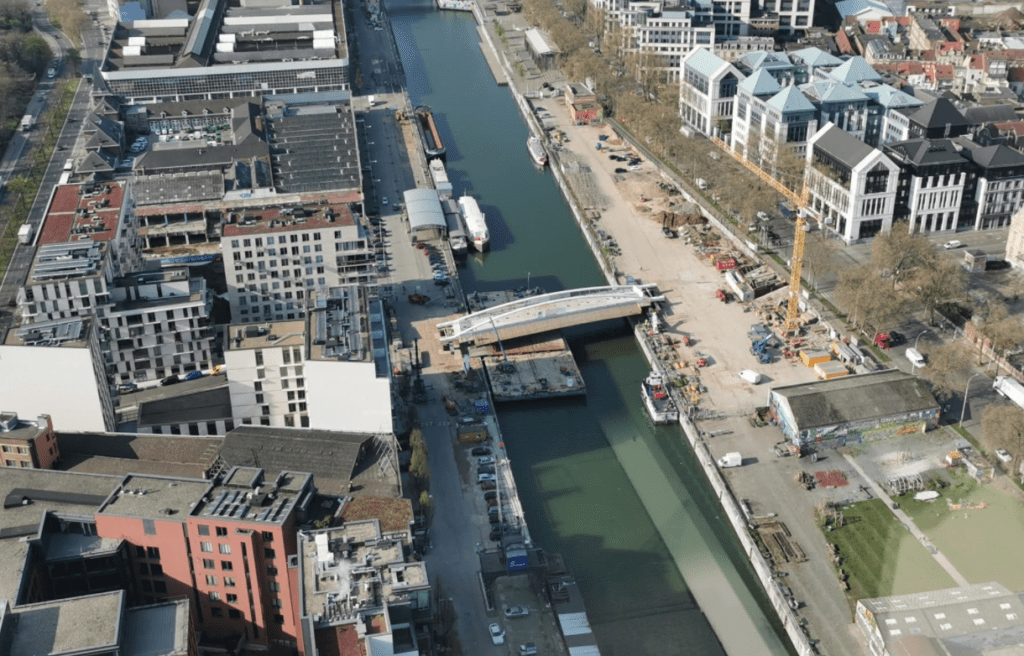 Main section of Suzan Daniel Bridge over Brussels Canal to be completed by Sunday