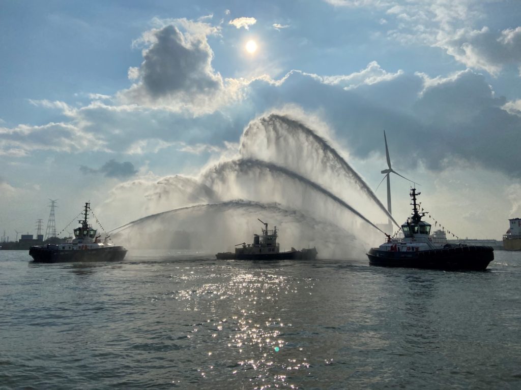 Port of Antwerp expands fleet with energy-efficient tugboats