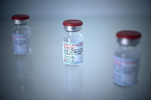 WHO approves Moderna coronavirus vaccine for emergency use