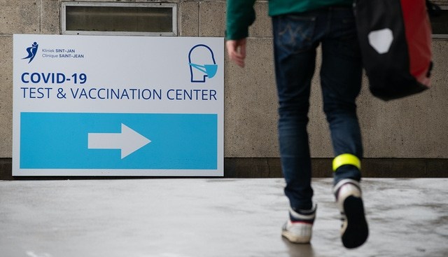 Brussels closes vaccination centres as demand wanes