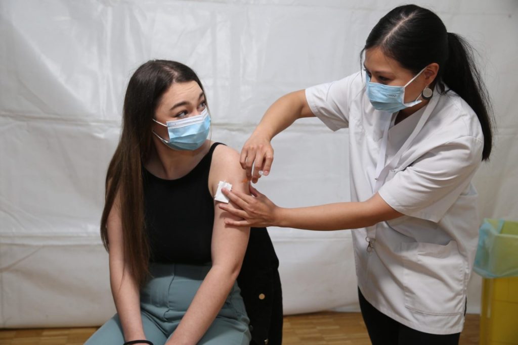 12 to 15 year-olds can get vaccinated with parental consent