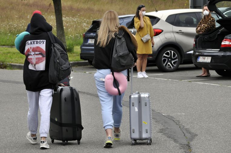 Young travellers who became infected in Spain 'left to fate' by travel organisation