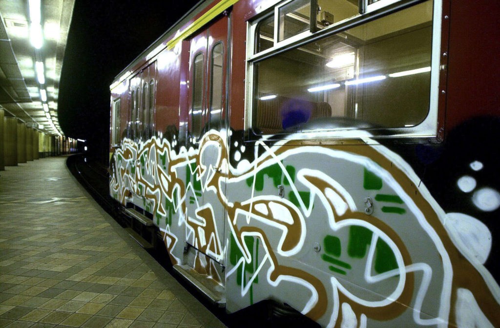 Removing graffiti from trains cost SNCB €6 million in 2020