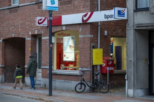Bpost must keep unprofitable post offices open until 2026