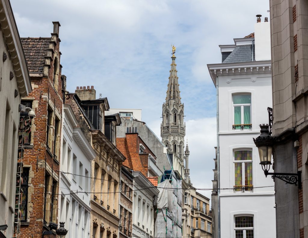 Brussels to put funding towards using empty buildings for temporary housing