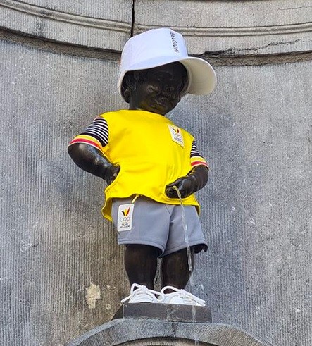Manneken Pis dressed in Team Belgium outfit as Olympic Games begins