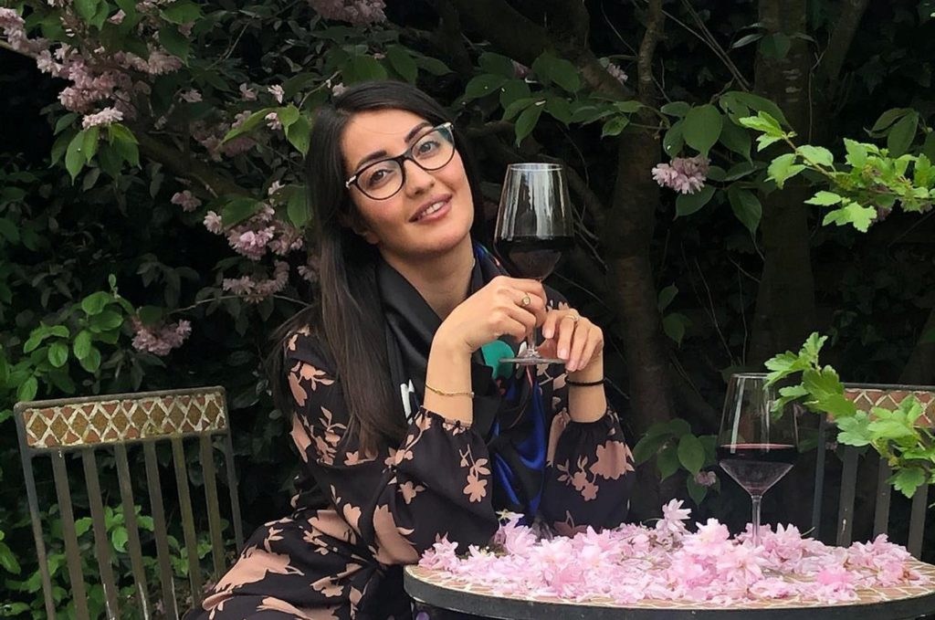 West Flanders sommelier fund-raises for Afghan family with champagne