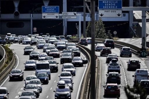 Heavy traffic on roads to holiday destinations in south of Europe