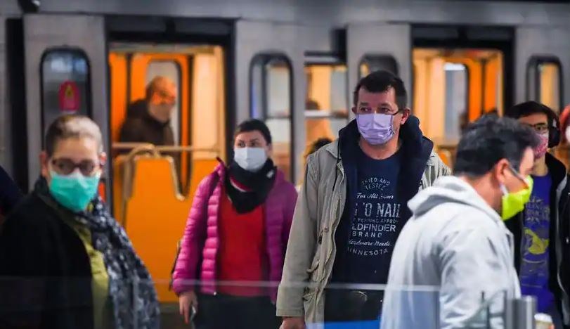 Belgium lifts face mask obligation on public transport, travel rules from Monday