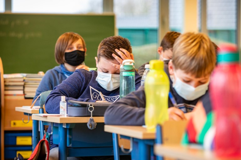 Face masks re-introduced in certain grades of Flemish primary schools