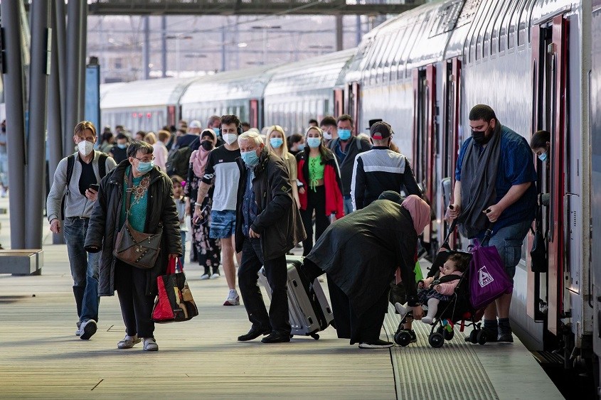 What is needed is totally free public transport, says Belgian socialist leader