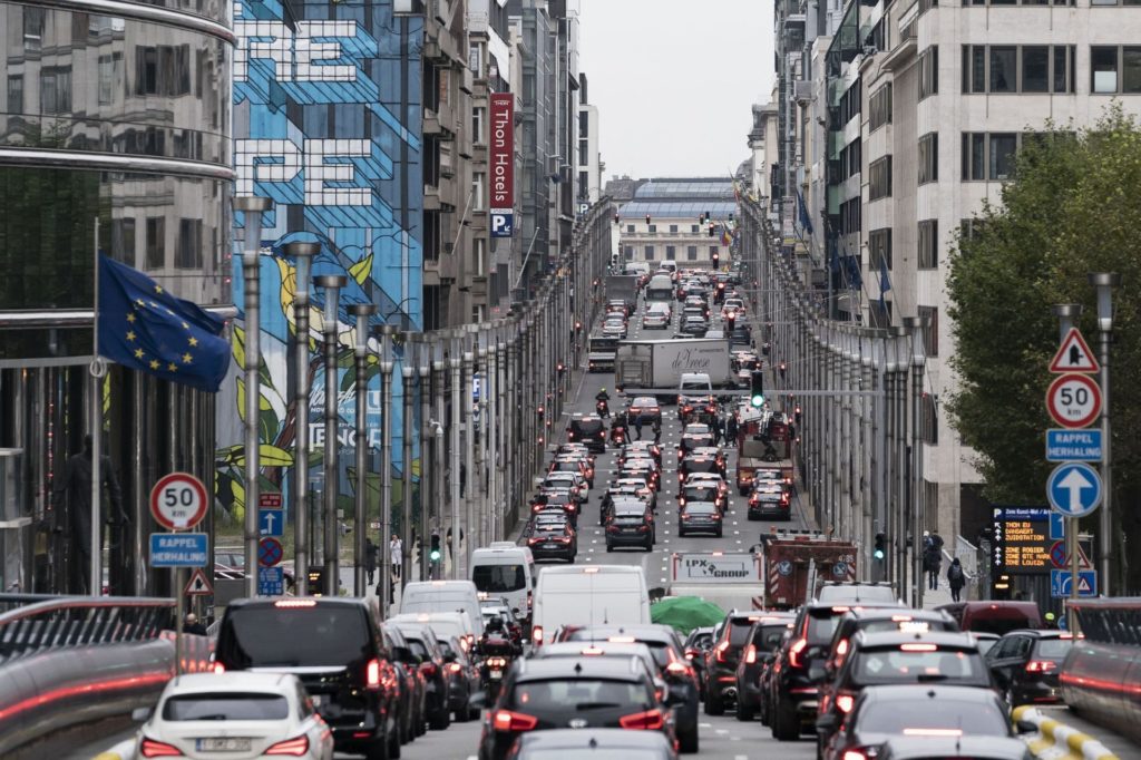 Major air quality study launched in Brussels, measuring pollution at 3,000 sites