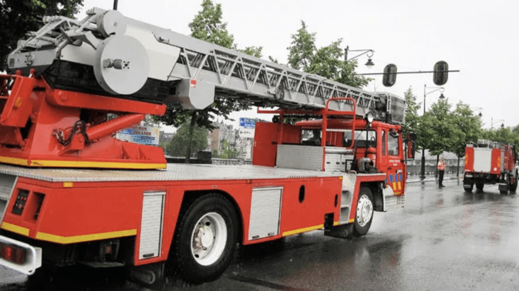 Firefighters pelted with stones during call-out in Brussels
