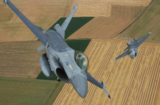 Twelve Belgian F-16s on three-week deployment in Brittany