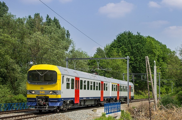 Nine in ten national trains run on time in September