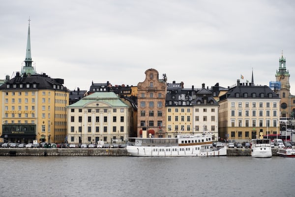 Sweden continues to examine its handling of the pandemic and decides on booster vaccination