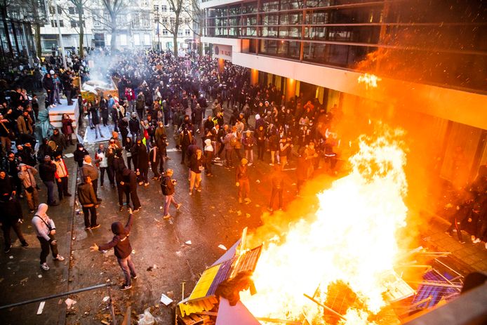Brussels riots aftermath: 44 arrests, 3 injured officers and 'a lot of damage'