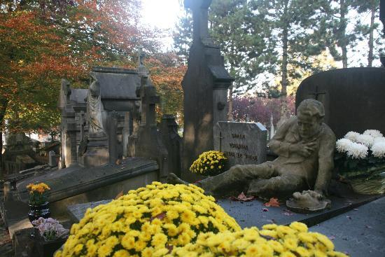 Hidden Belgium: Campo Santo, an artistic cemetery