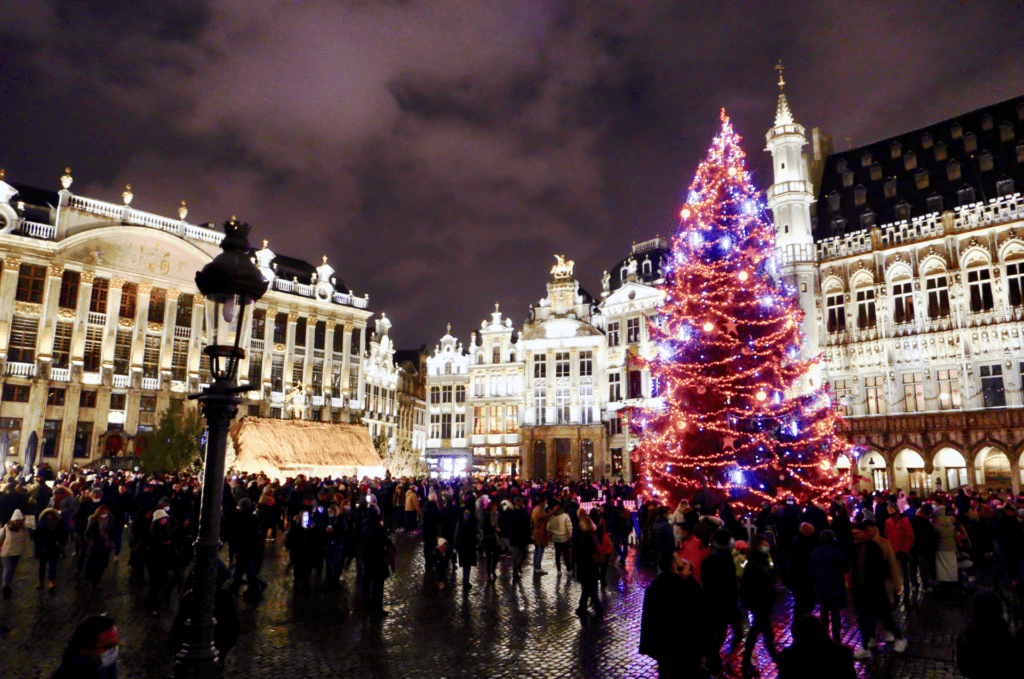Brussels shuts down some of its Christmas markets
