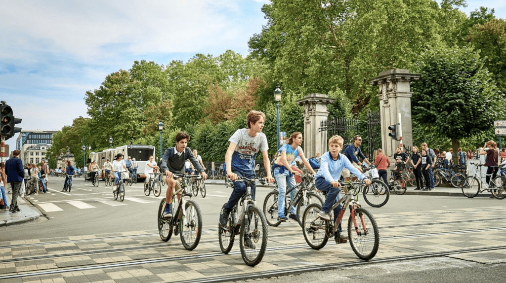 €2 billion for bikes: EU triples spending on cycling initiatives