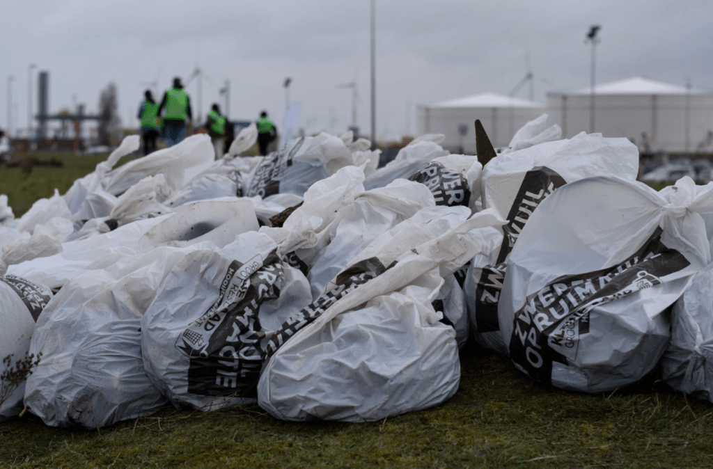 Illegal dumping and litter plague Port of Antwerp