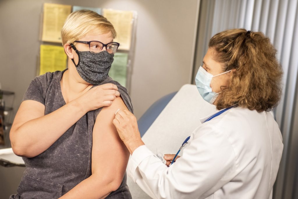 Half of entire Belgian population received coronavirus booster dose