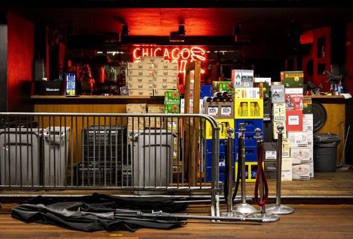 Nightclubs open in the Netherlands in defiance against health measures