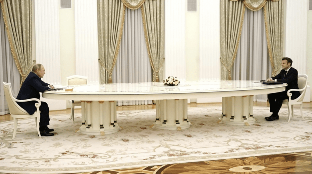 Macron and Putin table talk